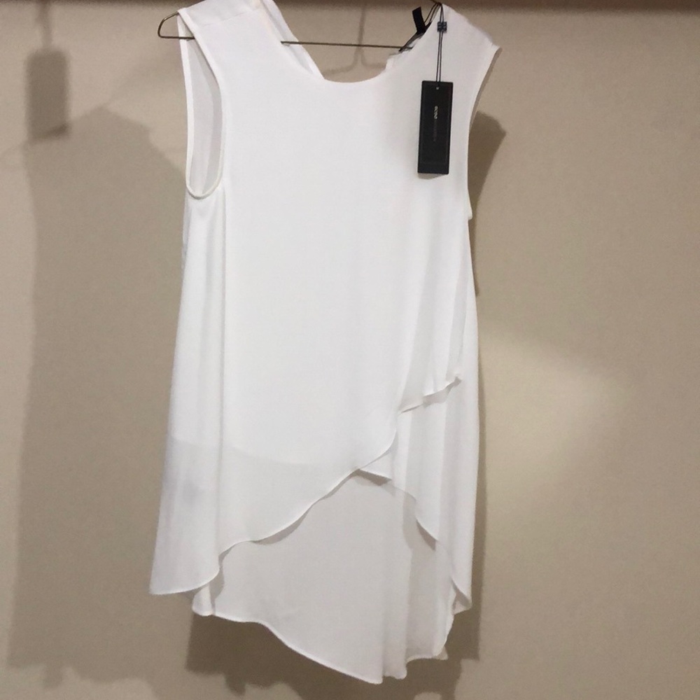 BCBGMAXAZRIA Robin top